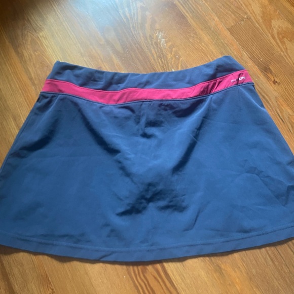 adidas tennis skirt 🎾⛳️ - Picture 2 of 4